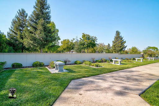 Memorial Park «East Lawn Elk Grove Memorial», reviews and photos, 9189 E Stockton Blvd, Elk Grove, CA 95624, USA