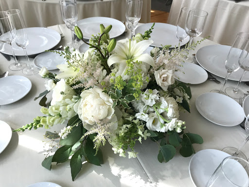 Florist «Flowers by Liz : Weddings and Events Floral designer and Flower farmer», reviews and photos, 600 Lincoln Ave, Sayville, NY 11782, USA