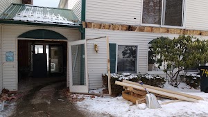 Lazy E Motor Inn - photo 33