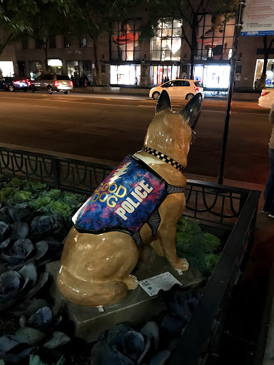 Furniture Store «Crate and Barrel», reviews and photos, 646 N Michigan Ave, Chicago, IL 60611, USA