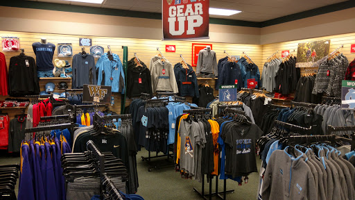 Sporting Goods Store «Omega Sports», reviews and photos, 2431 Battleground Ave, Greensboro, NC 27408, USA