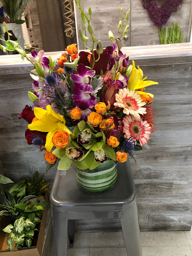 Florist «Everest Florist and Gifts Sacramento», reviews and photos, 7137 Walerga Rd, Sacramento, CA 95842, USA