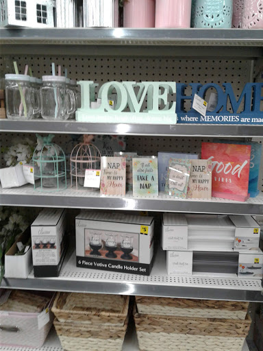 Discount Store «Dollar General», reviews and photos, 9980 W Oakland Park Blvd, Fort Lauderdale, FL 33351, USA