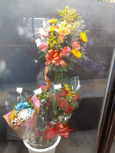 Florist «Iris Florist», reviews and photos, 21 Park Ave, Paterson, NJ 07501, USA