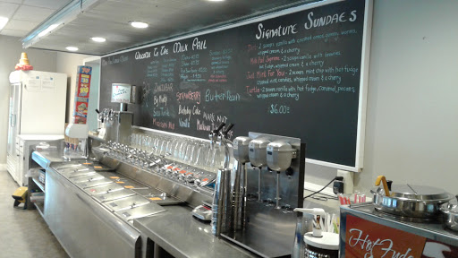 Ice Cream Shop «The Milk Pail», reviews and photos, 36 W Marshall St, Rice Lake, WI 54868, USA