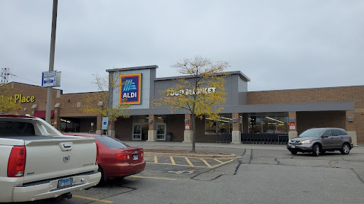 Supermarket «ALDI», reviews and photos, 4833 Oakton St, Skokie, IL 60077, USA