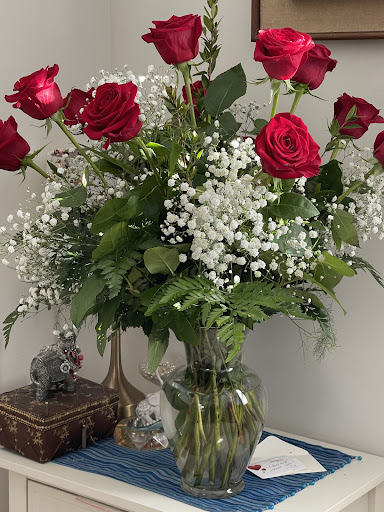 Florist «Valley Falls Flower Shop», reviews and photos, 244 Broad St, Cumberland, RI 02864, USA