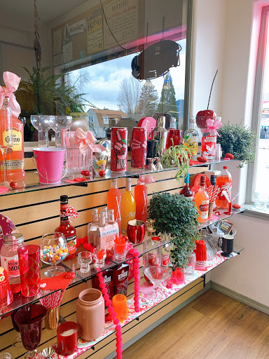 Liquor Store «Grants Pass Liquor Stores», reviews and photos, 210 SE 8th St, Grants Pass, OR 97526, USA