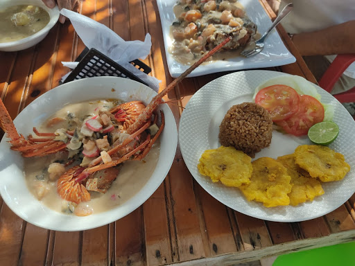Restaurante La Ola Beach Club