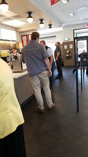 Fast Food Restaurant «Chick-fil-A», reviews and photos, 1185 Woodstock Rd, Roswell, GA 30075, USA