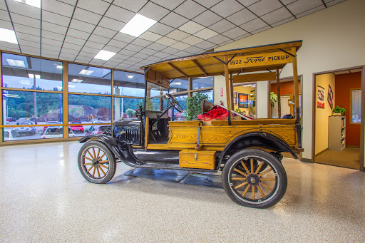 Car Dealer «Bowen Scarff Ford Lincoln», reviews and photos, 1157 Central Ave N, Kent, WA 98032, USA