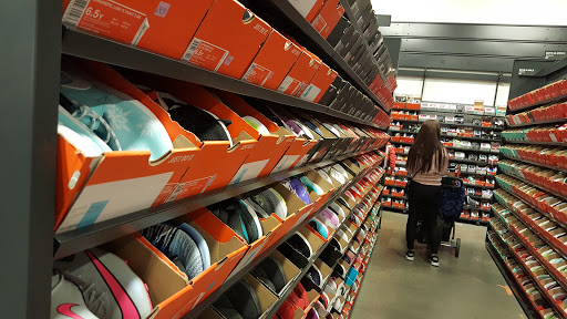 Sporting Goods Store «Nike Clearance Store», reviews and photos, 40-24 College Point Blvd, Flushing, NY 11354, USA
