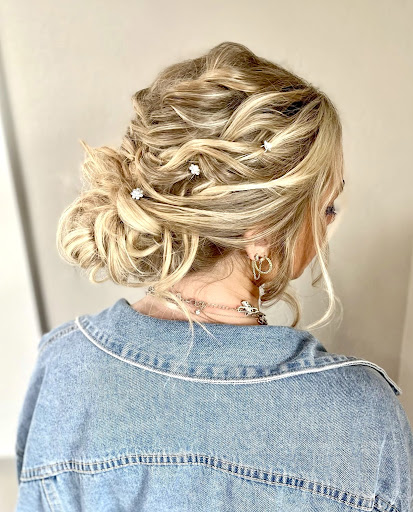 Day Spa «Canyon River Spa & Salon- Aveda Lifestyle», reviews and photos, 1745 S 19th Ave #1, Bozeman, MT 59718, USA