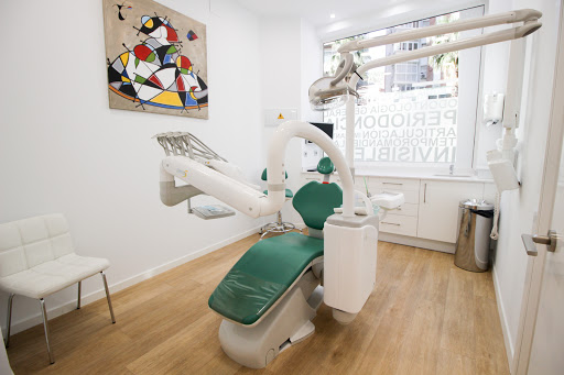 Clinica Dental Matute - C. las Cruces, 22, 41658 Martín de la Jara, Sevilla