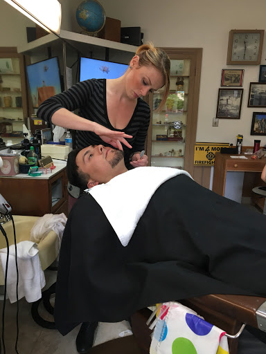 Barber Shop «Sportsman Barbershop», reviews and photos, 214 NE 4th Ave, Camas, WA 98607, USA