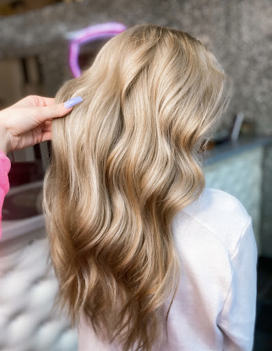 Beauty Salon «Get Dolled Up Beauty lounge», reviews and photos, 4312 N Oakland Ave, Shorewood, WI 53211, USA