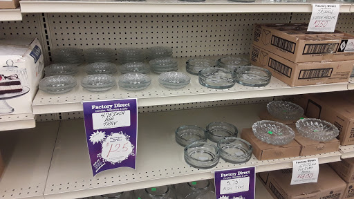 Candle Store «Factory Direct Candles», reviews and photos, 6252 Glenway Ave # A, Cincinnati, OH 45211, USA