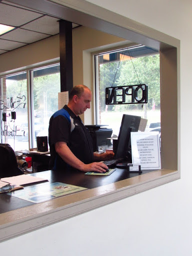 Auto Repair Shop «European Motor Cars-Duluth», reviews and photos, 4095 Pleasant Hill Rd, Duluth, GA 30096, USA