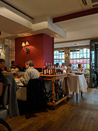 Atmosphère du Restaurant gastronomique Restaurant Les Flots à La Rochelle - n°15