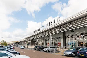 Elliott's Field Retail Park image