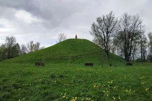 Wanda Mound image