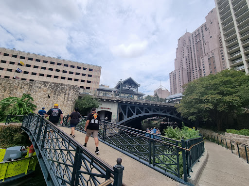 Shopping Mall «Shops at Rivercenter», reviews and photos, 849 E Commerce St, San Antonio, TX 78205, USA