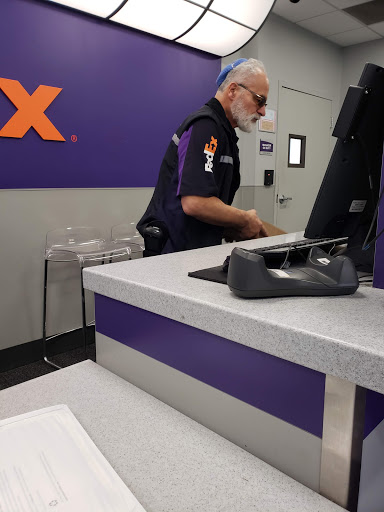 Shipping and Mailing Service «FedEx Ship Center», reviews and photos, 4901 S Zuni St, Littleton, CO 80120, USA