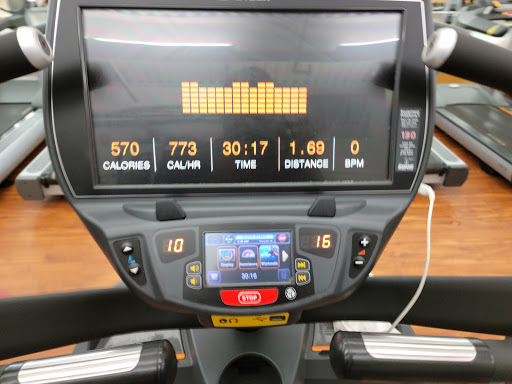 Gym «The Edge Fitness Clubs Norwalk», reviews and photos, 542 Westport Ave, Norwalk, CT 06851, USA