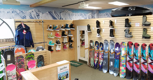 Sporting Goods Store «Peter Glenn Ski & Sports», reviews and photos, 9507 W Broad St, Richmond, VA 23294, USA