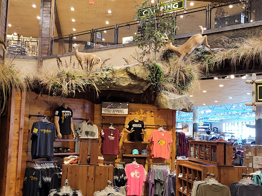 Sporting Goods Store «Bass Pro Shops», reviews and photos, 1 Bass Pro Dr, Bridgeport, CT 06608, USA