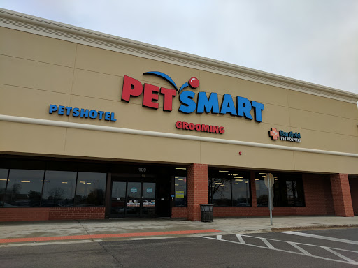 PetSmart, 700 N Milwaukee Ave, Vernon Hills, IL 60061, USA, 