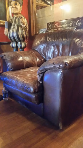 Cigar Shop «La Casa Del Tabaco Cigar Lounge», reviews and photos, 3330 Piedmont Rd NE #20, Atlanta, GA 30305, USA