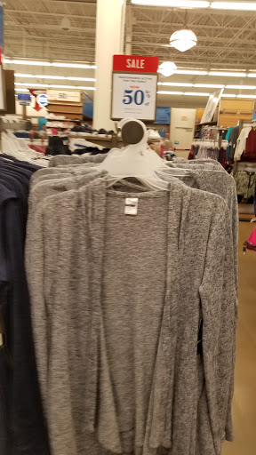 Clothing Store «Old Navy», reviews and photos, 14049 Town Center Blvd, Noblesville, IN 46060, USA