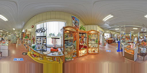 Thrift Store «Gridley Spare & Share Shoppe», reviews and photos, 111 N Ford St, Gridley, IL 61744, USA