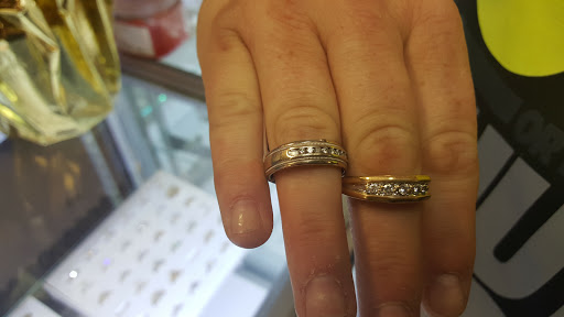 Pawn Shop «Spotsylvania Gold & Pawn», reviews and photos, 5049 Jefferson Davis Hwy, Fredericksburg, VA 22408, USA