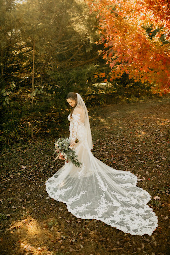 Bridal Shop «Dress Gallery Bridal & Prom Shop», reviews and photos, 1005 W Douglas Ave, Wichita, KS 67213, USA