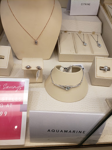 Jewelry Store «Kay Jewelers», reviews and photos, 1570 Rio Rd E #1402, Charlottesville, VA 22901, USA