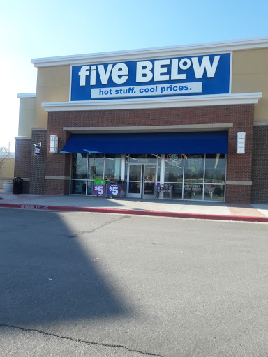 Variety Store «Five Below», reviews and photos, 12250 15 St, Grandview, MO 64030, USA