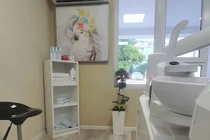 Стоматологичен кабинет д-р Деница Пейчева image