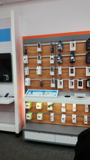 Cell Phone Store «AT&T Authorized Retailer», reviews and photos, 108 School St, Glen Cove, NY 11542, USA