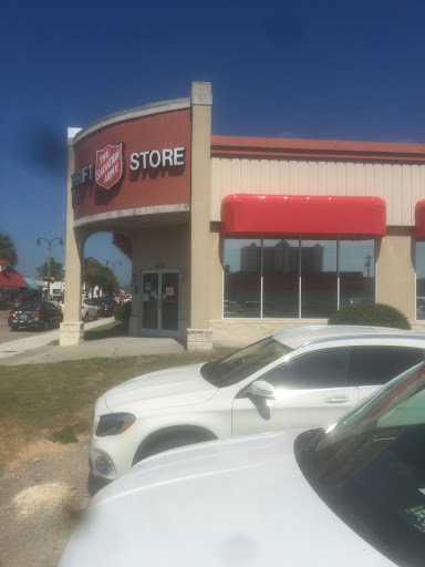 Thrift Store «Salvation Army», reviews and photos