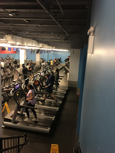 Gym «Blink Fitness Ozone Park», reviews and photos, 102-16 Liberty Ave, Ozone Park, NY 11416, USA