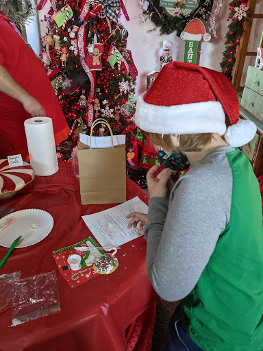 Florist «Post Road English Garden», reviews and photos, 1105 N Post Rd, Indianapolis, IN 46219, USA