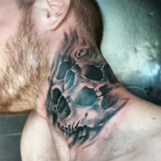 Tattoo Shop «V One Tattoo Studios», reviews and photos, 2623 Brownsville Rd, Pittsburgh, PA 15227, USA