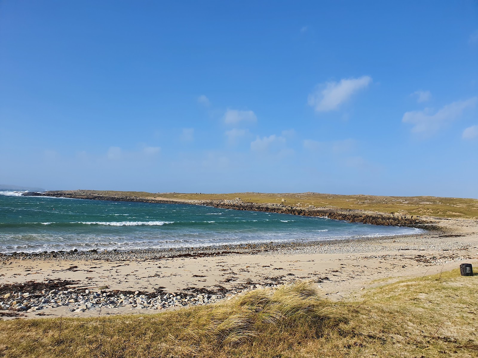 Omey Beach'in fotoğrafı ve yerleşim