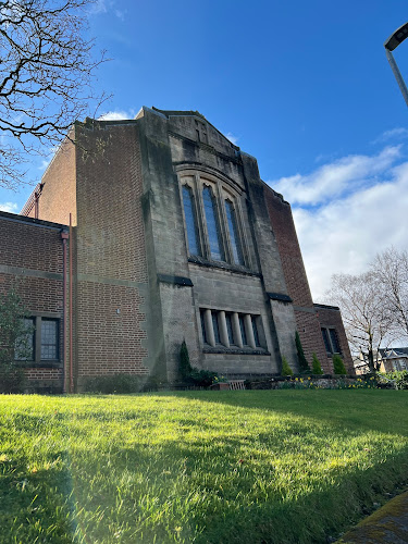 Reviews of Bearsden Cross Parish Church in Glasgow - Church