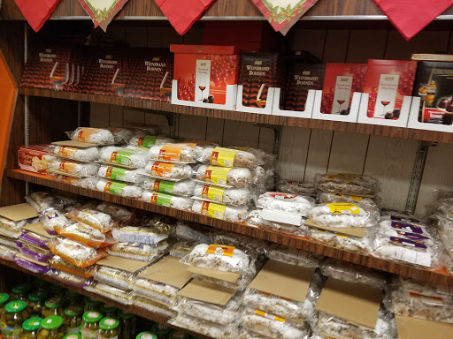 Grocery Store «Forest Pork Store - Huntington», reviews and photos, 380 E Jericho Turnpike, Huntington Station, NY 11746, USA