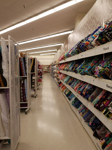 Fabric Store «Jo-Ann Fabrics and Crafts», reviews and photos, 5381 Darrow Rd, Hudson, OH 44236, USA