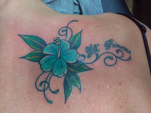 Tattoo Shop «Saints & Sinners», reviews and photos, 3065 N Josey Ln #52, Carrollton, TX 75007, USA