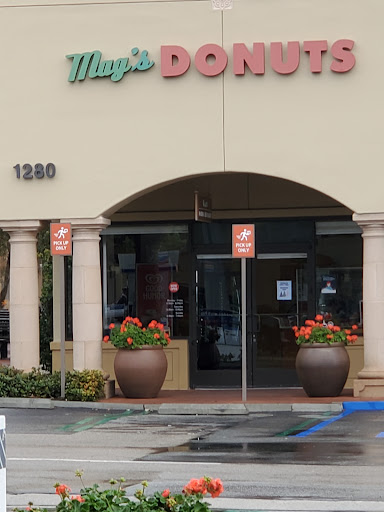 Shopping Mall «Newport North Shopping Centre», reviews and photos, 1200 - 1280 Bison Ave, Newport Beach, CA 92660, USA